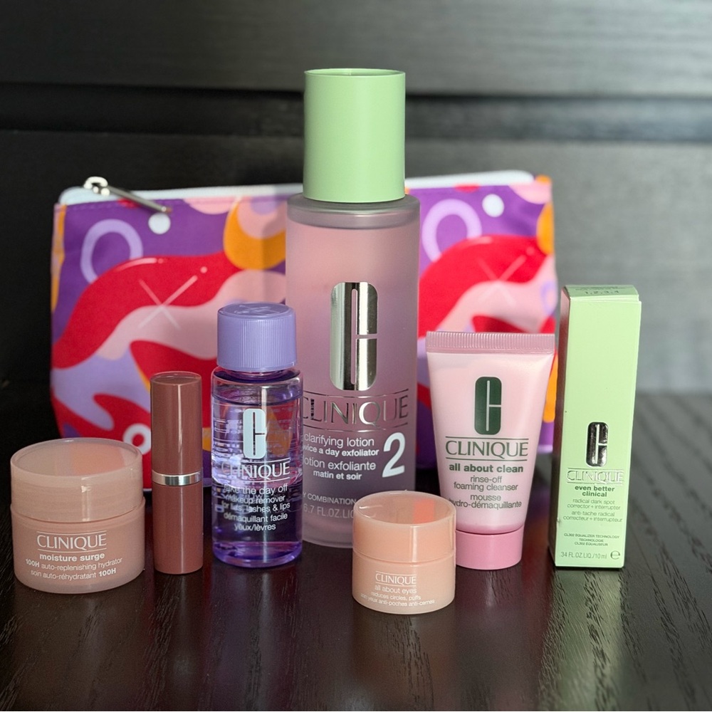 Clinique Skincare Set - With full size clarifying lotion 2